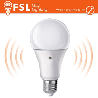 [FLA60S9W40K27] Lampada LED con Doppio Sensore Crepuscolare 9W 4000K